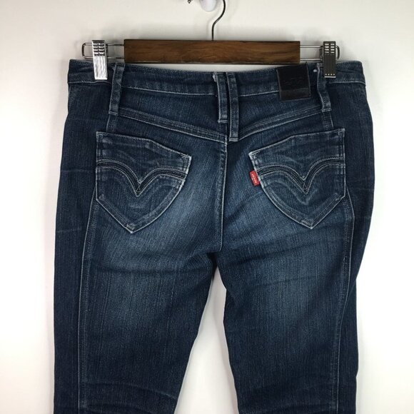 Levi’s Lady Style Cropped Jeans - Picture 7 of 11